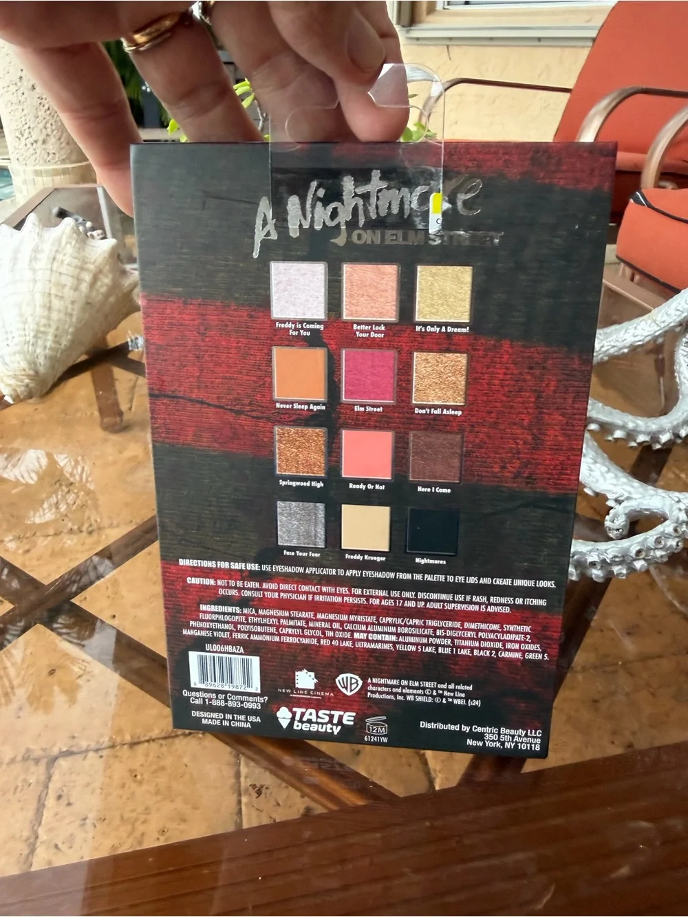 A Nightmare On Elm Street Eyeshadow Palette - Black & Red 12 Shades